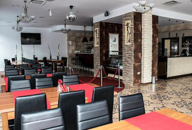 Hotel Hensch Lodz  Luaran gambar